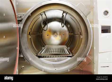 autoclave chamber &|how does autoclave sterilization work.